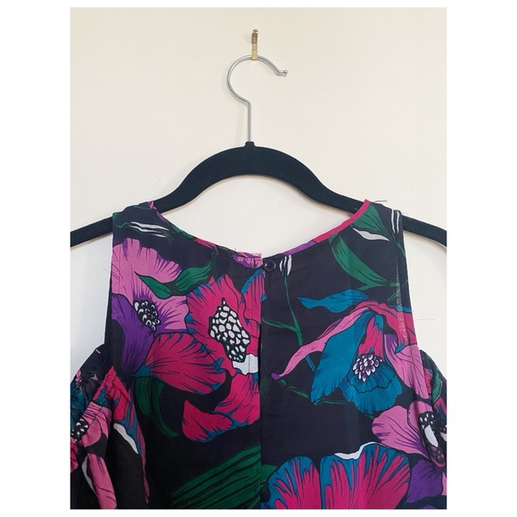AX Paris Cold Shoulder Swing Dress in Floral Print | Size 8 - Picture 3 of 6